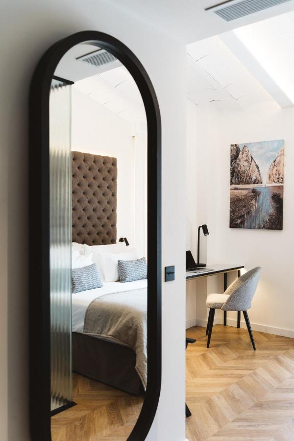 Boutique Hotel Petit Montision PMI Buitenkant foto